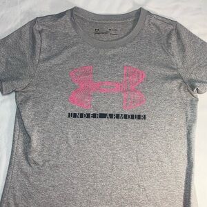 Under Armour SZ Small T Shirt, like new, black, gray, pink